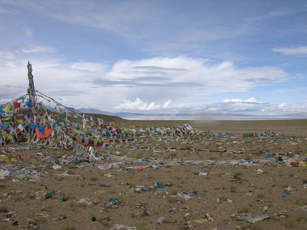 Tibet Kailash 05 To Tirthapuri 02 First View of Lake Manasarovar